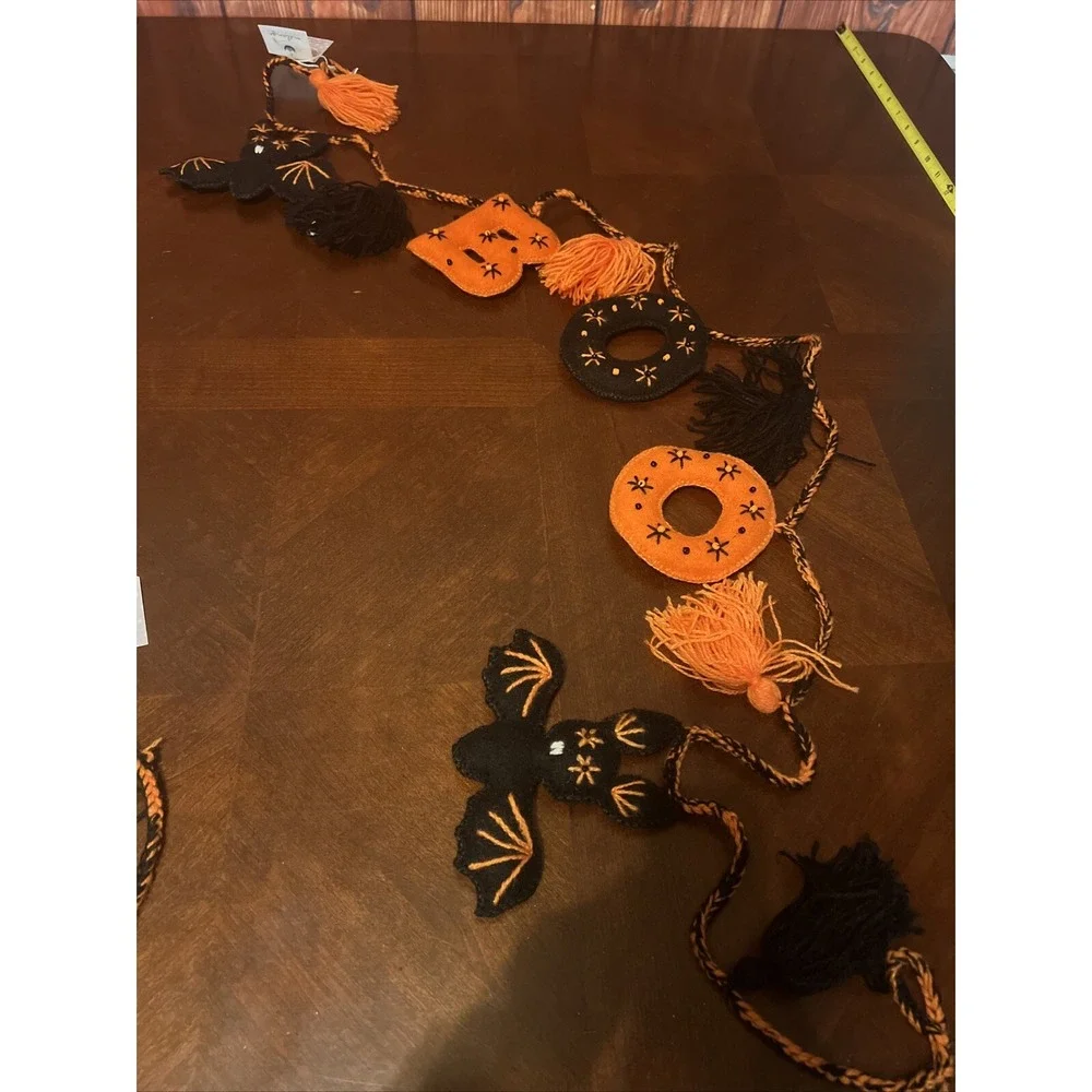 Melange Collection HALLOWEEN GARLAND Boo Bats Wool Handmade‎ In Peru Fair Trade